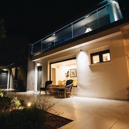 טרוגיר Villa Magna - Seaside Villa With Pool And Sauna מראה חיצוני תמונה